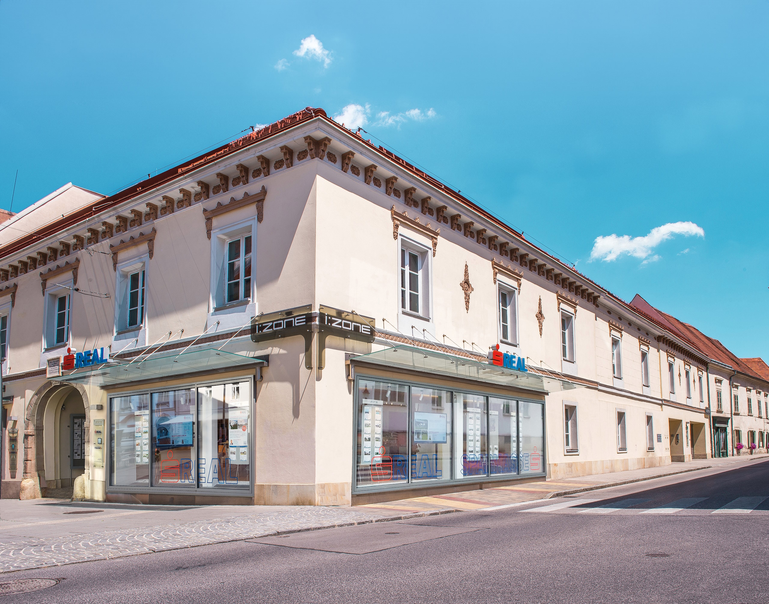 Immobilienmakler Wiener Neustadt Header